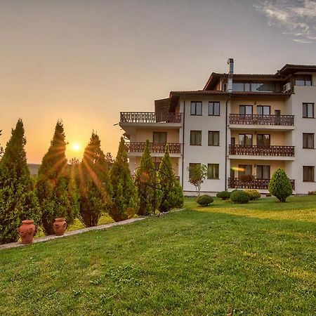 Park Hotel Arbanassi Buitenkant foto