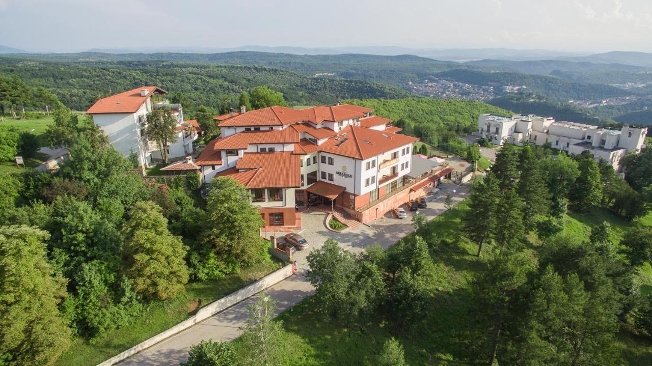 Park Hotel Arbanassi Buitenkant foto
