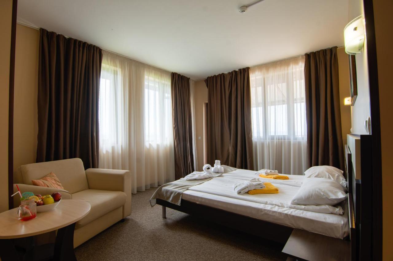 Park Hotel Arbanassi Buitenkant foto