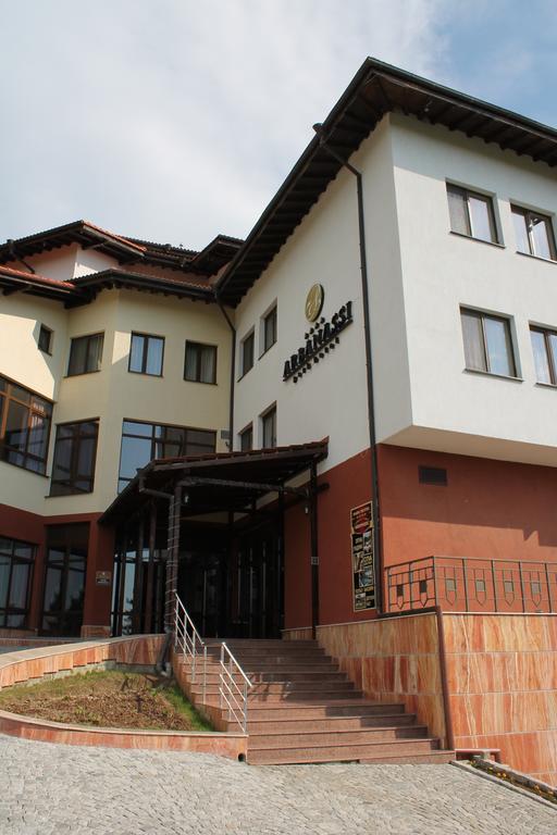 Park Hotel Arbanassi Buitenkant foto