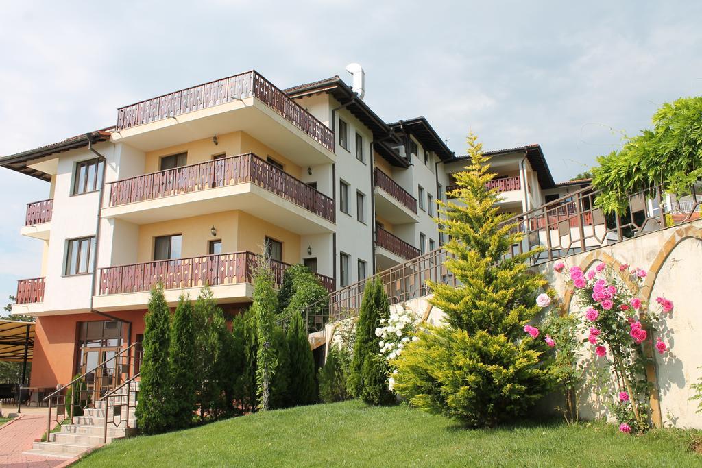 Park Hotel Arbanassi Buitenkant foto